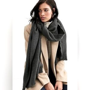 ASOS Supersoft Long Woven Gray Raw Edge Scarf Wrap Shawl EUC Cozy Warm Oversized